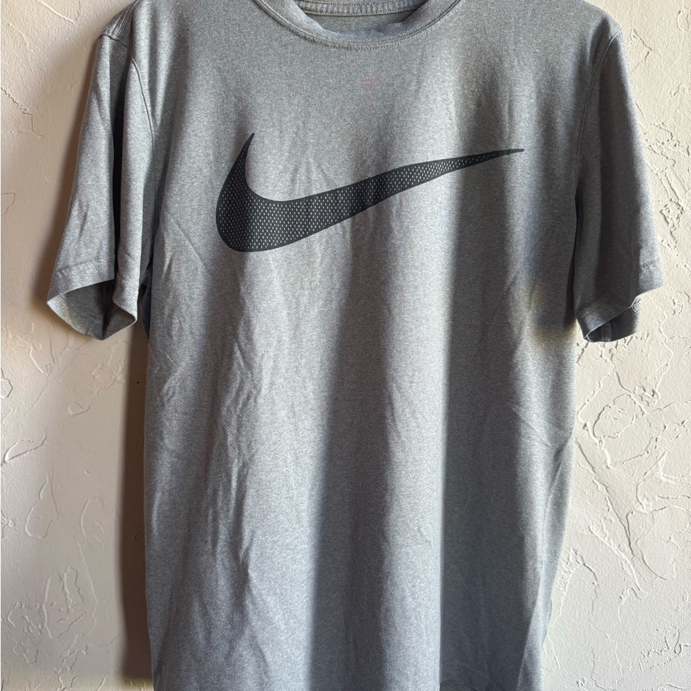 Nike Gray and Black Short Sleeve Dri-Fit Tee